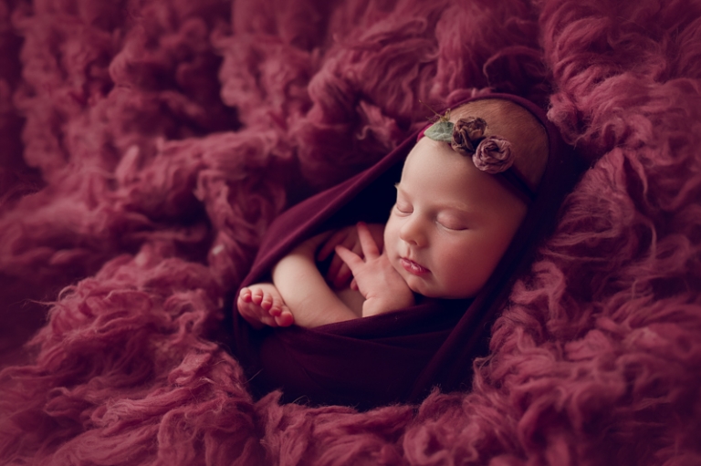 Dallas Newborn Photographer | Krystal Sandefur Photography | www.krystalsandefurphotography.com